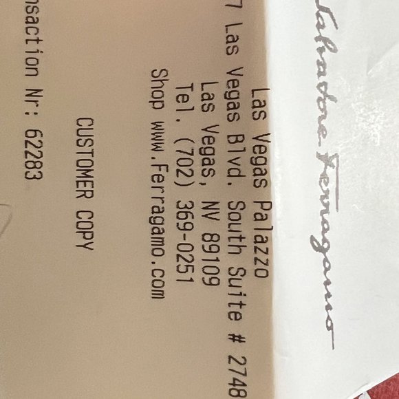 Luxury Elegance: Salvatore Ferragamo Reversible Belt - Picture 14 of 14